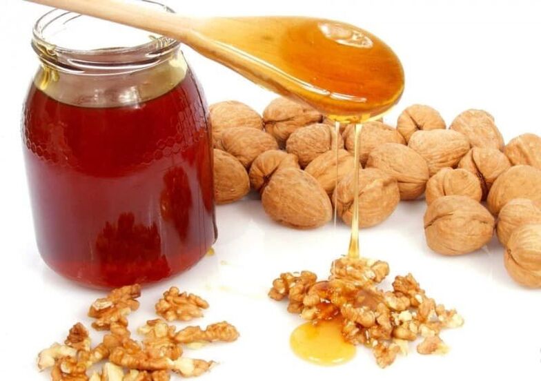 蜂蜜和核桃的混合物 - 一种增加效力的简单食谱
